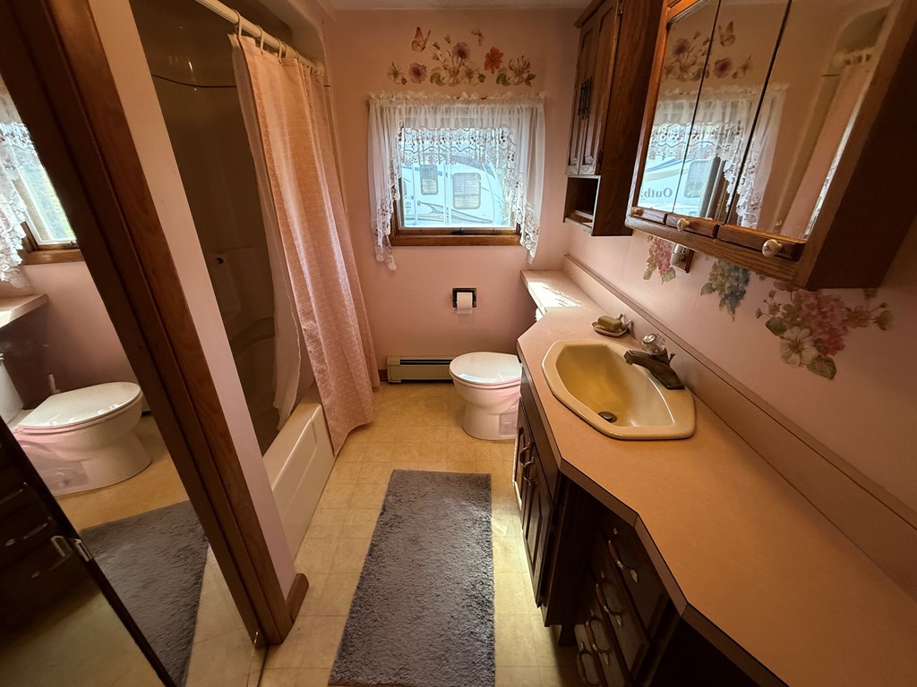 404 Keely Road Franklin, PA 16323 - Photo 19 of 35 Gallery Image 19
