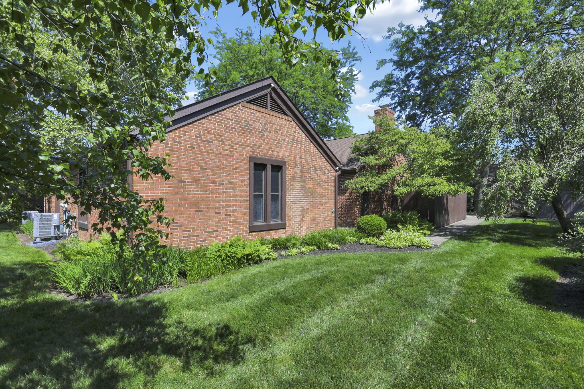 2160 Coach Road North, Unit 9 Columbus, OH 43220 - Photo 49 of 49