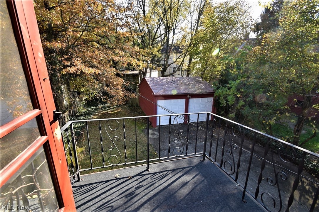 1127 Castleton Road Cleveland Heights, OH 44121 - Photo 23 of 33