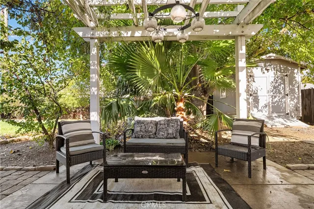 a view of a bench in the patio