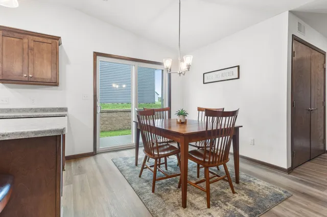 $275,000 | 888 Tallgrass Court, Wanamingo, MN 55983