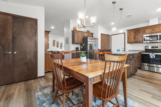 $275,000 | 888 Tallgrass Court, Wanamingo, MN 55983