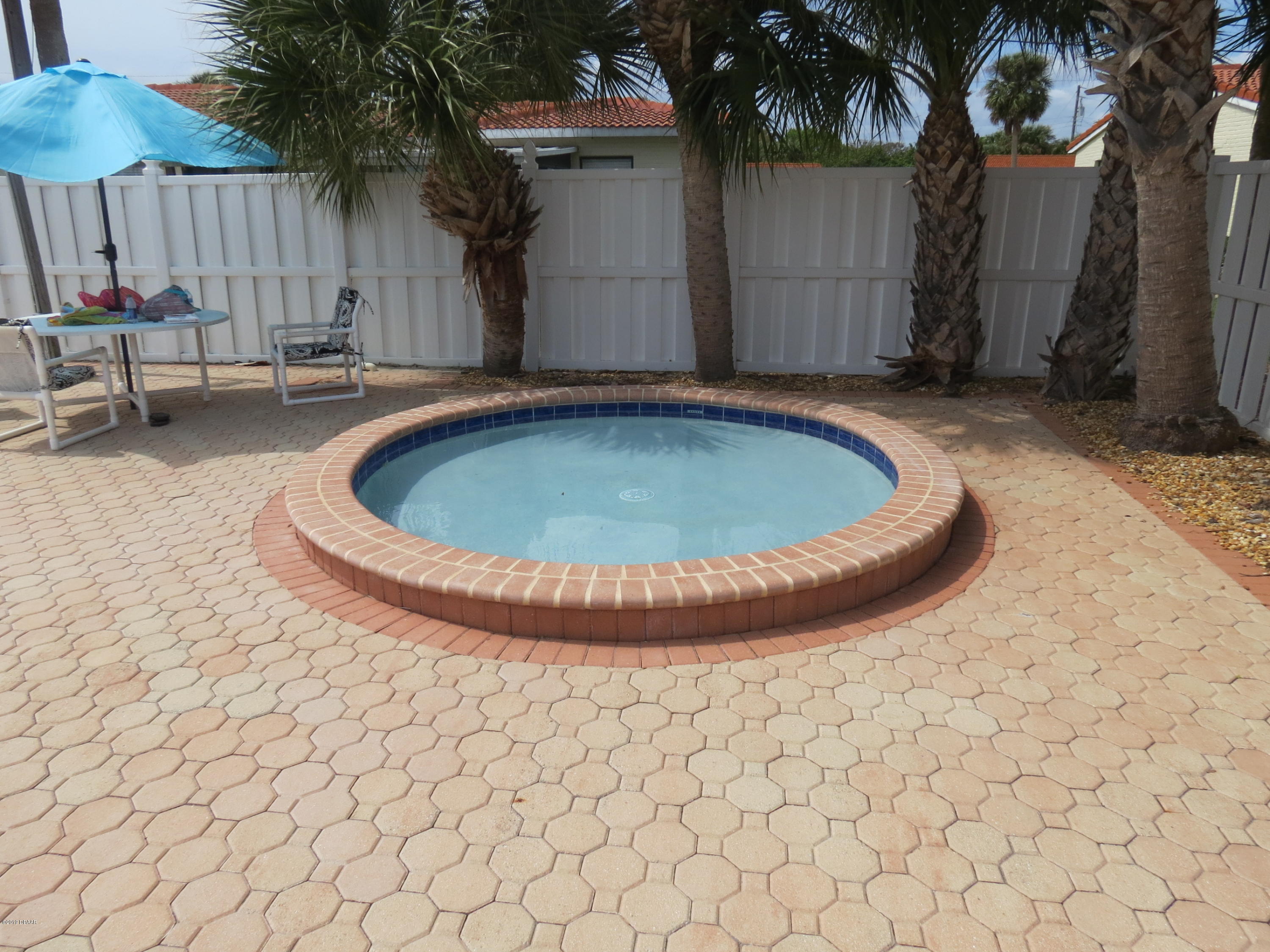 624 Robin Road, Unit A Ormond Beach, FL 32176 - Photo 26 of 31 wading pool