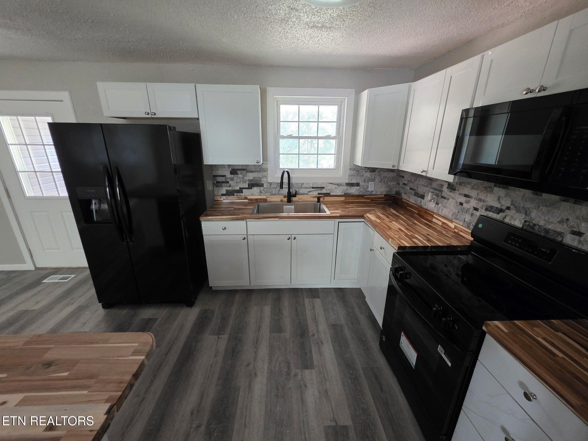 4024 Big Springs Ridge Road Friendsville, TN 37737 - Photo 6 of 11 Gallery Image 6
