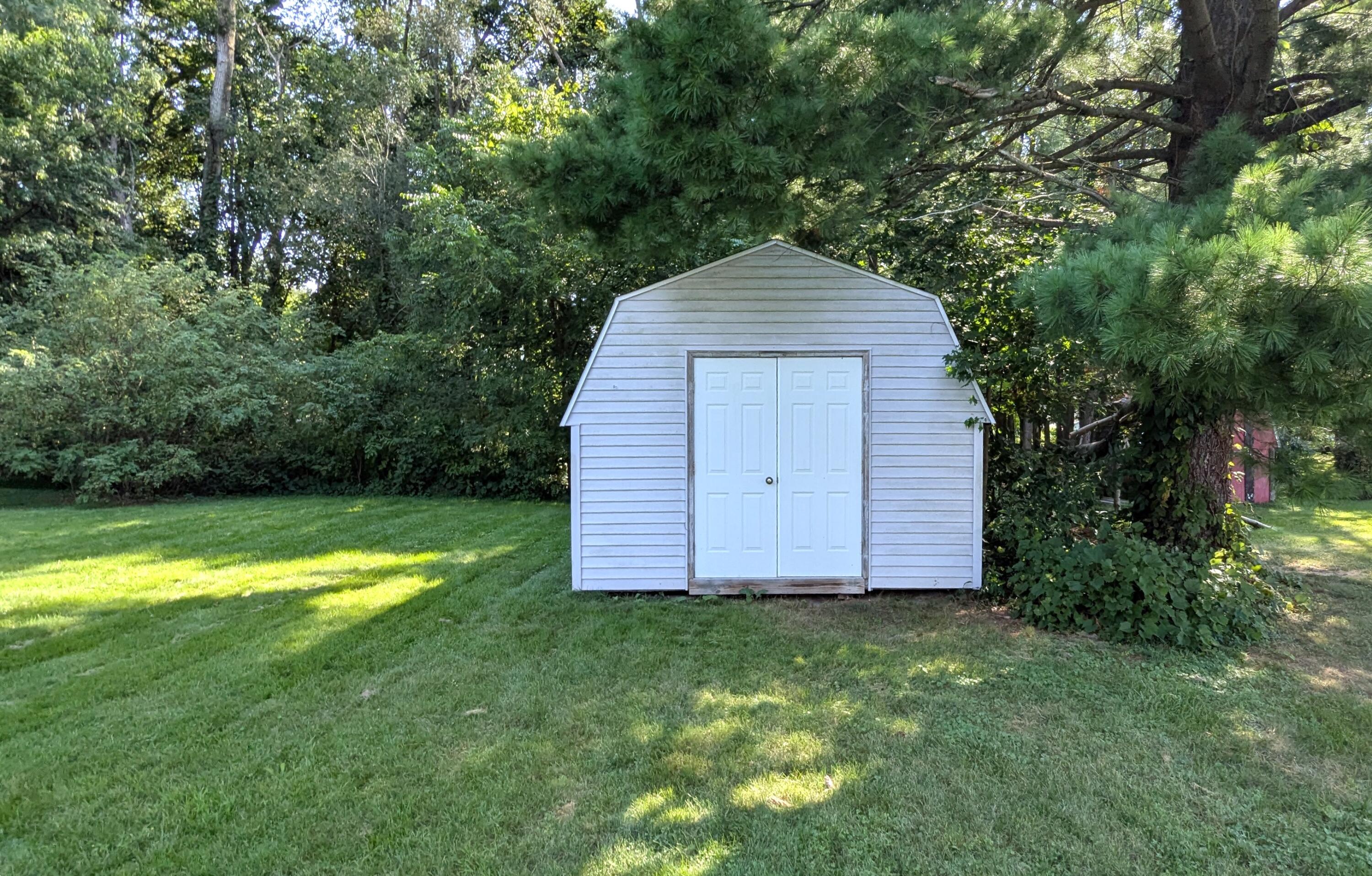 69845 South Nottawa Road Sturgis, MI 49091 - Photo 15 of 16 Shed