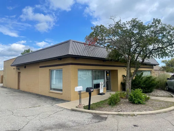 $399,000 | 841 East Lincolnway Street, Plymouth, IN 46563