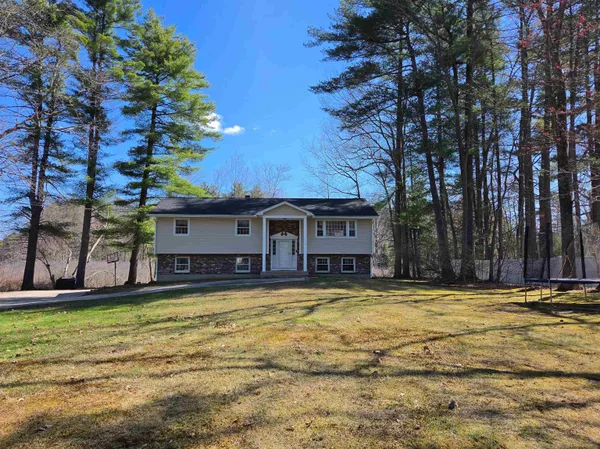 $605,000 | 22 Tokanel Road, Windham, NH 03087