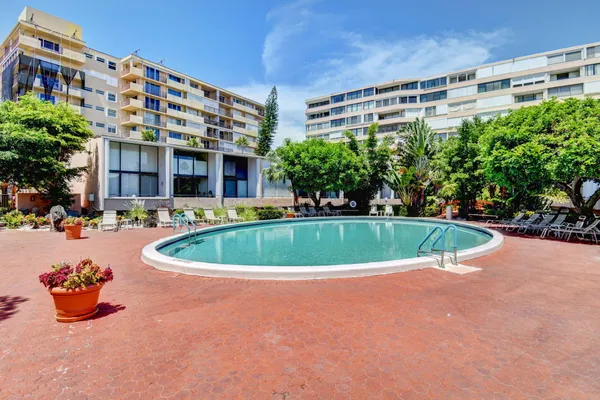 $2,950 | 3589 South Ocean Boulevard, Unit PH909, South Palm Beach, FL 33480