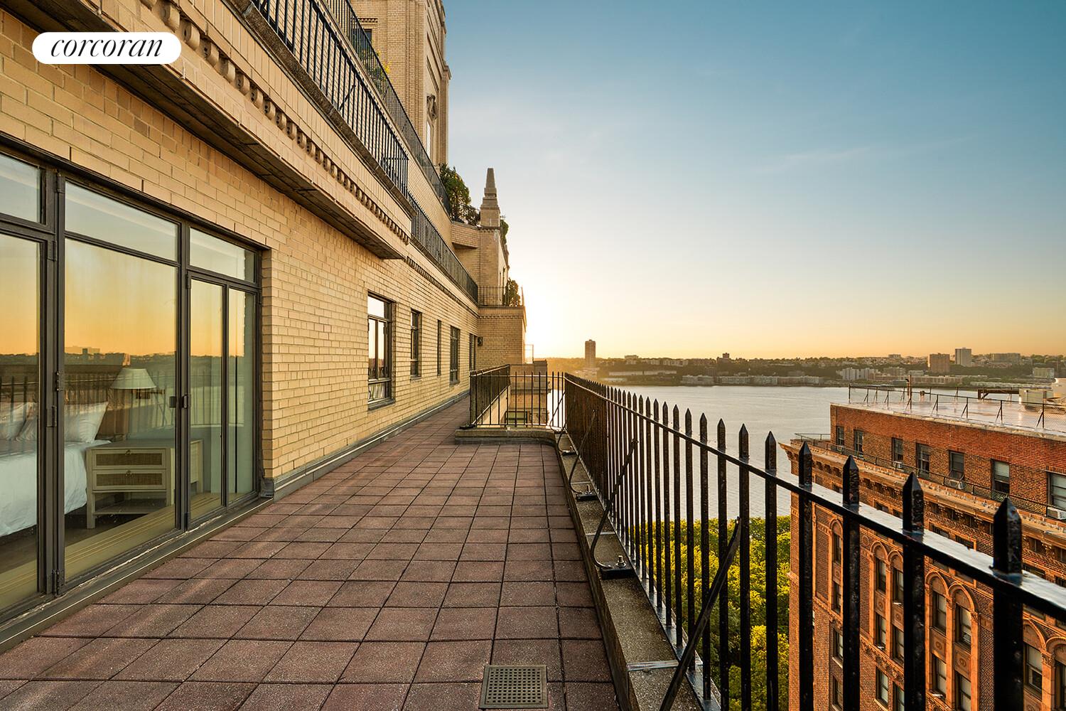 140 Riverside Drive, Unit 19HO Manhattan, NY 10024 - Photo 8 of 35