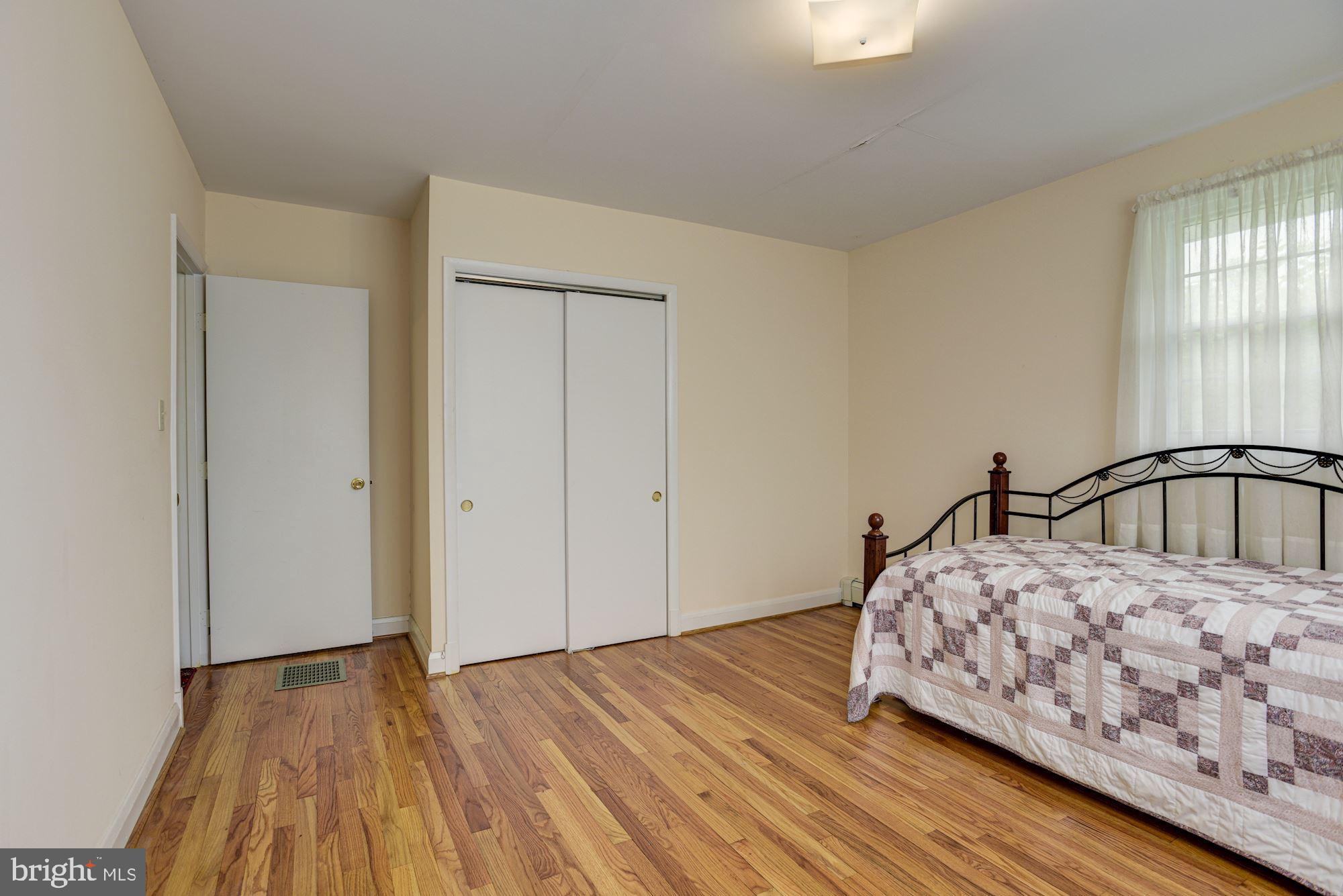 232 Rollingbrook Way Baltimore, MD 21228 - Photo 13 of 26 Bedroom | Hardwood Floors