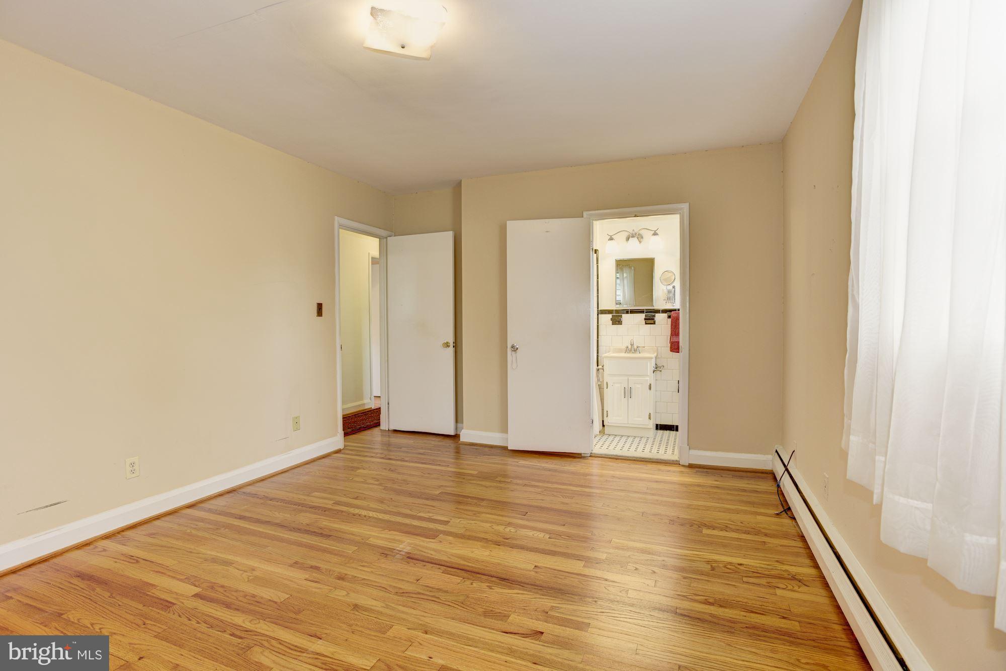 232 Rollingbrook Way Baltimore, MD 21228 - Photo 10 of 26 Primary Bedroom | En-Suite Full Bath
