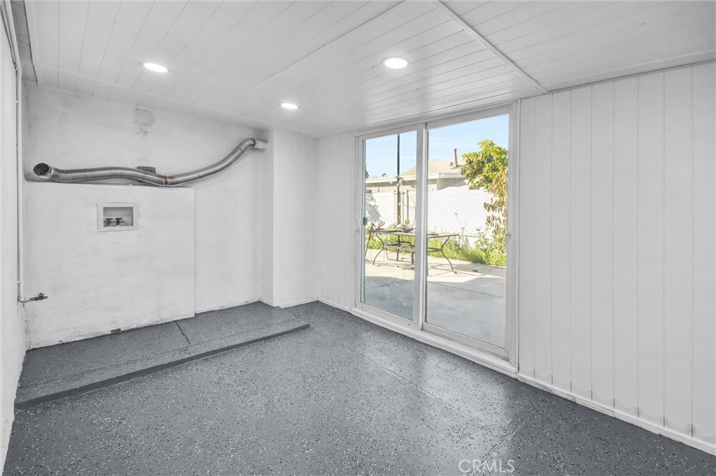 3913 Walnut Street Baldwin Park, CA 91706 - Photo 20 of 25 an empty room with windows