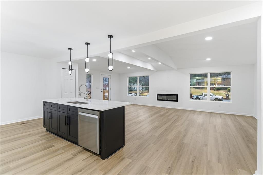 2543 Fontaine Circle Decatur, GA 30032 - Photo 12 of 31