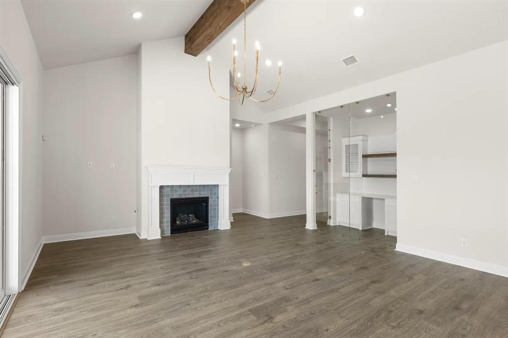 3123 Fisher Road Rockwall, TX 75032 - Photo 4 of 40 The Overlook II B Family Room