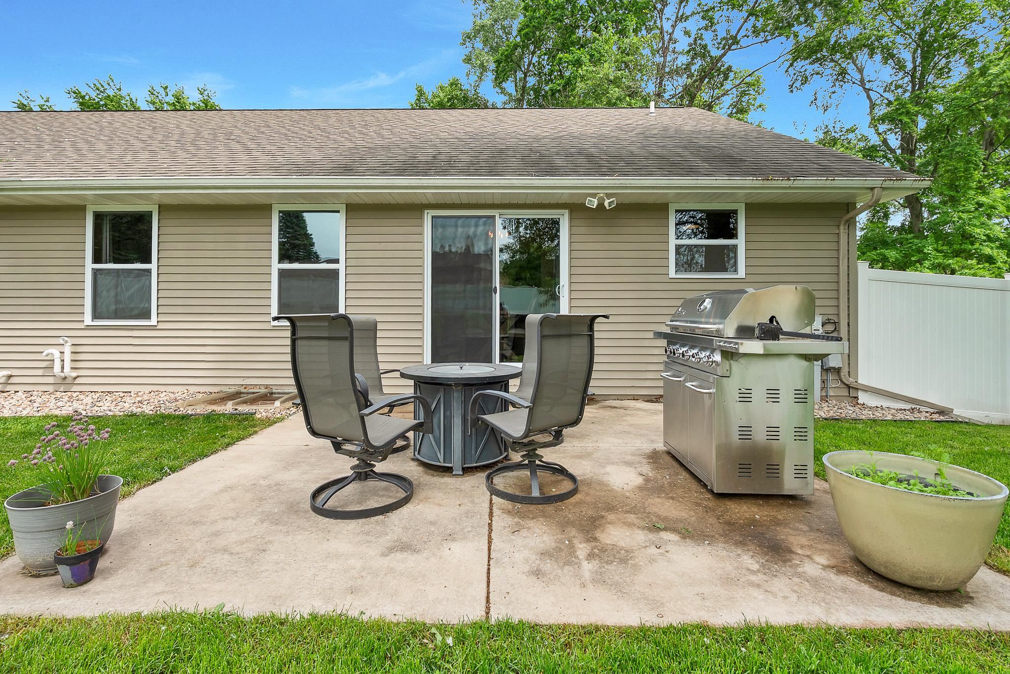 1014 Lacount Road Green Bay, WI 54313 - Photo 58 of 72
