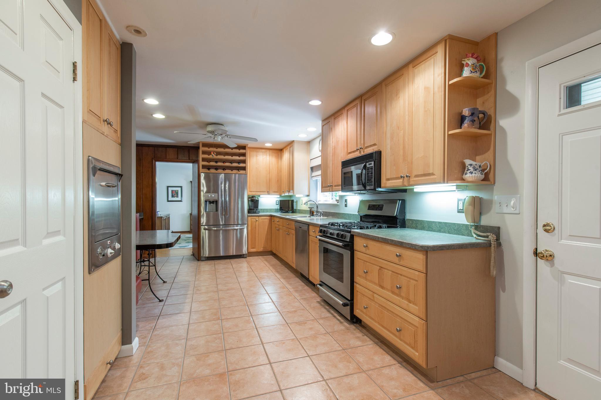 725 South Providence Road Wallingford, PA 19086 - Photo 12 of 49 Gallery Image 12