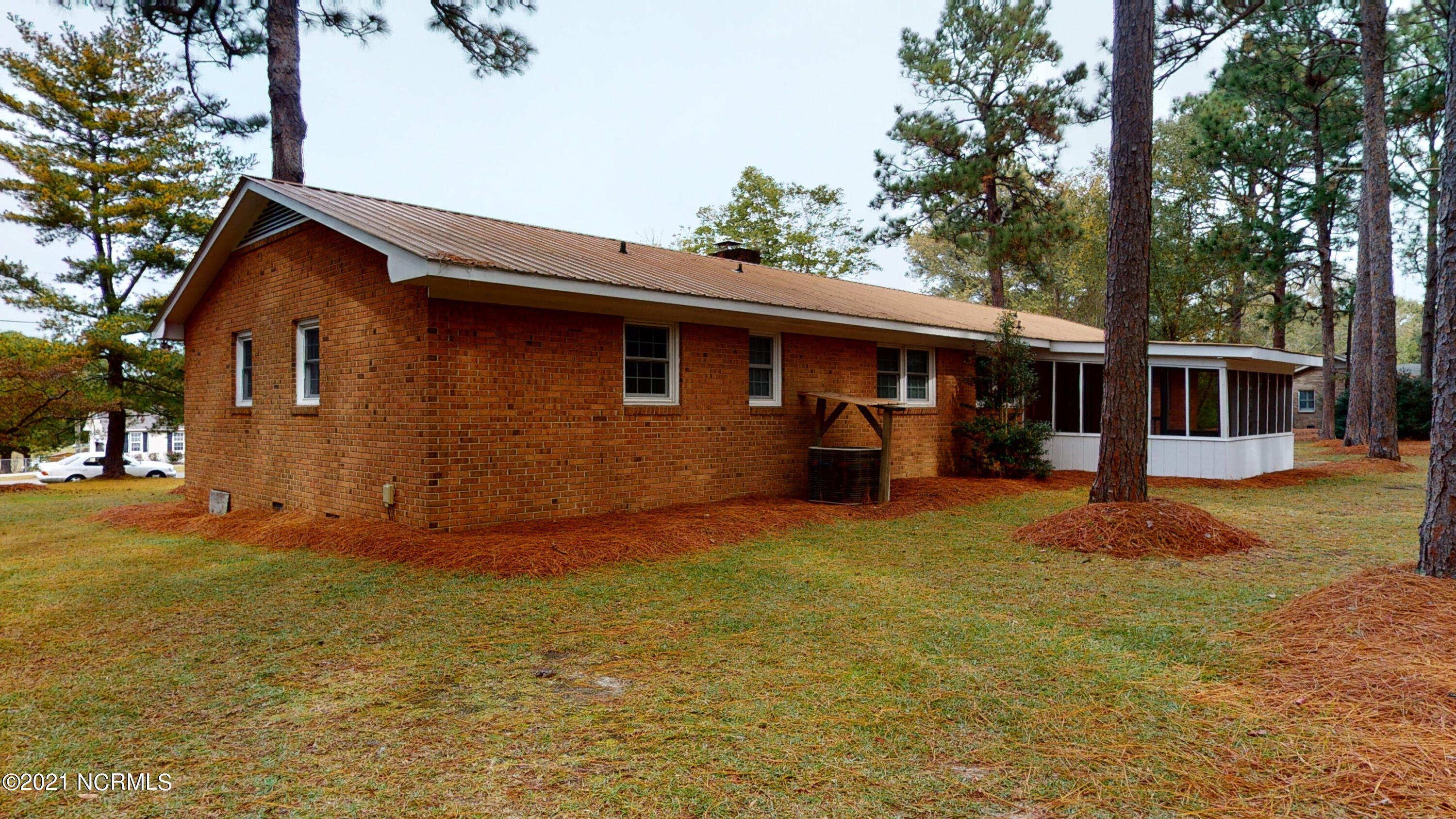 187 Arrow Wood Road Carthage, NC 28327 - Photo 6 of 41 187-Arrow-Wood-Rd-11052021_193028
