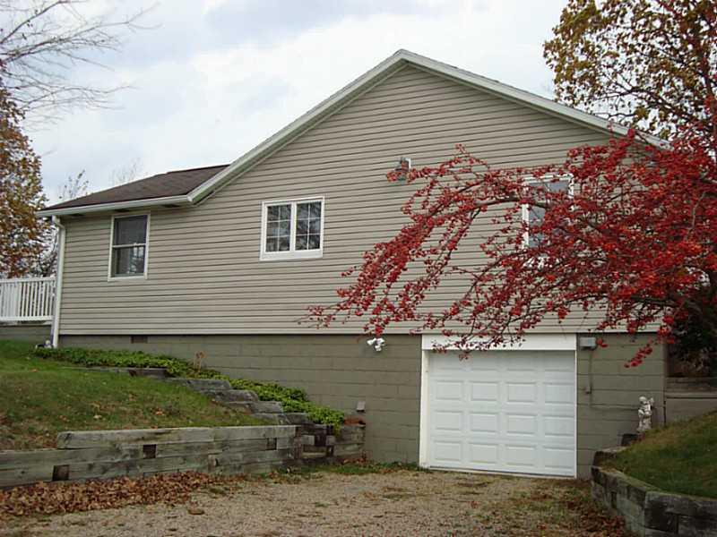 Parking Lot/Garage. Side View of garage