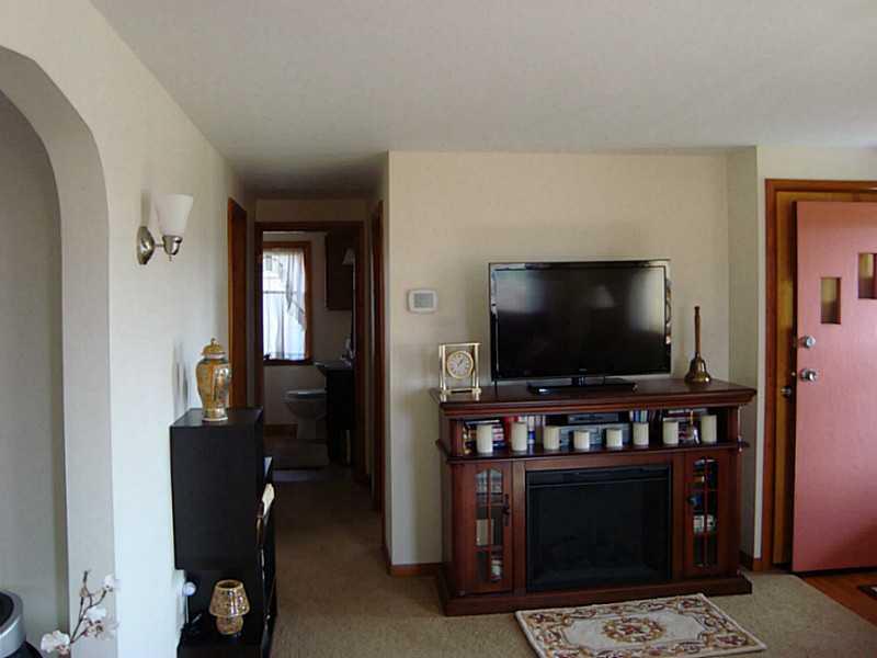 297 Indian Springs Road Indiana, PA 15701 - Photo 12 of 13 Living Room.
