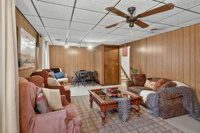 $165,000 | 18038 Juneway Court, Country Club Hills, IL 60478