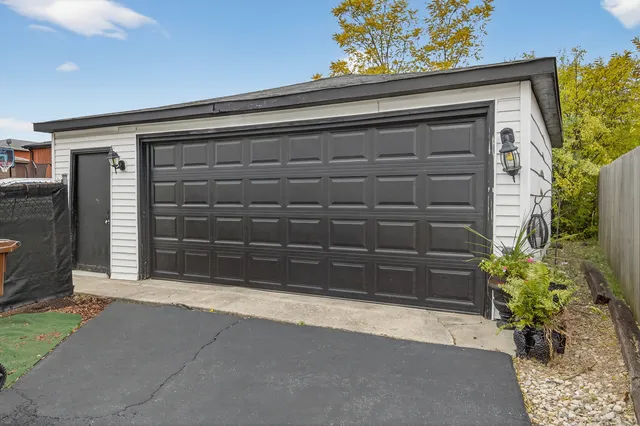 $165,000 | 18038 Juneway Court, Country Club Hills, IL 60478