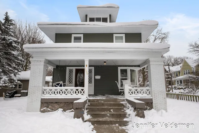 $474,900 | 1256 Hope Street Southeast, Grand Rapids, MI 49506