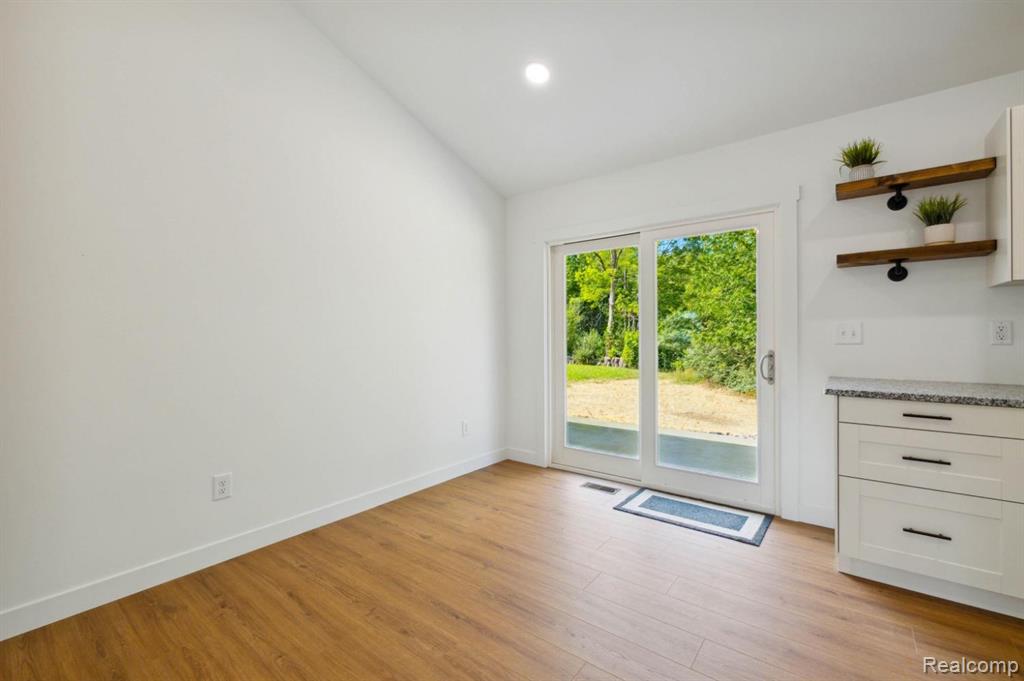 13375 Lenmoore Road Belleville, MI 48111 - Photo 10 of 29 Gallery Image 10