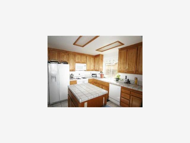 551 Inaudi Court Patterson, CA 95363 - Photo 2 of 6 Gallery Image 2