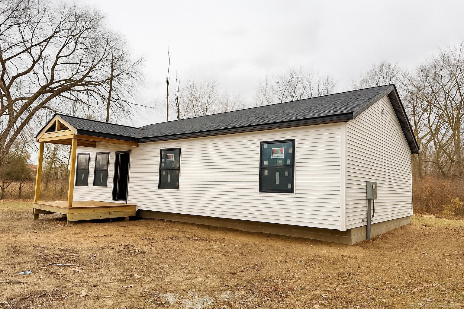 385 Mayer Road St. Clair, MI 48079 - Photo 23 of 54