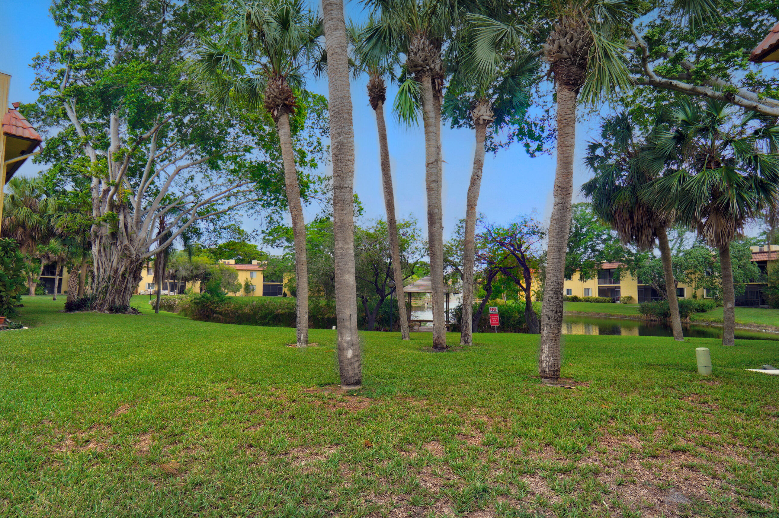 866 Southwest 9th St Circle, Unit 106 Boca Raton, FL 33486 - Photo 8 of 24 Yard