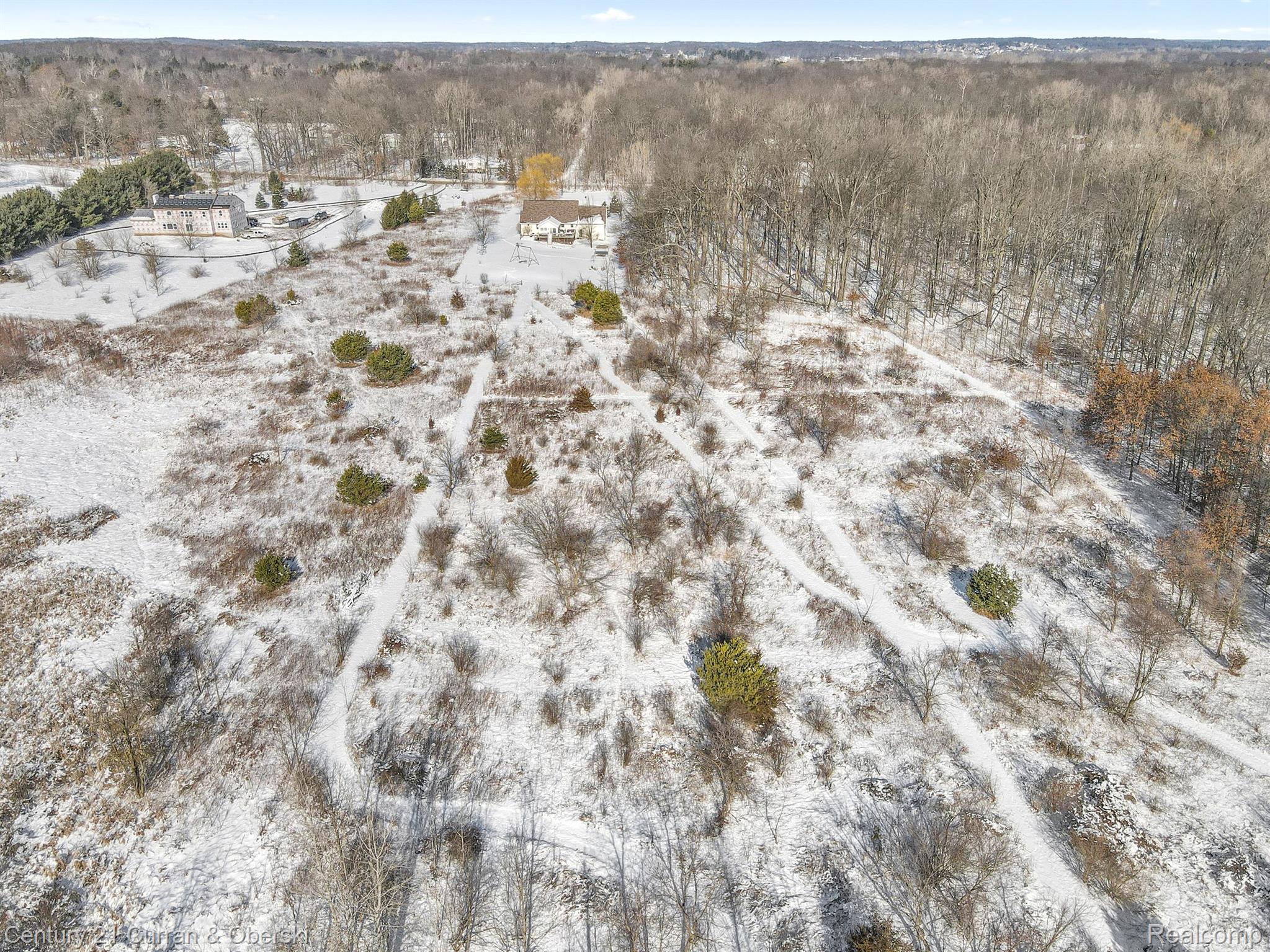 7950 McClements Road Brighton, MI 48114 - Photo 38 of 39 Gallery Image 38