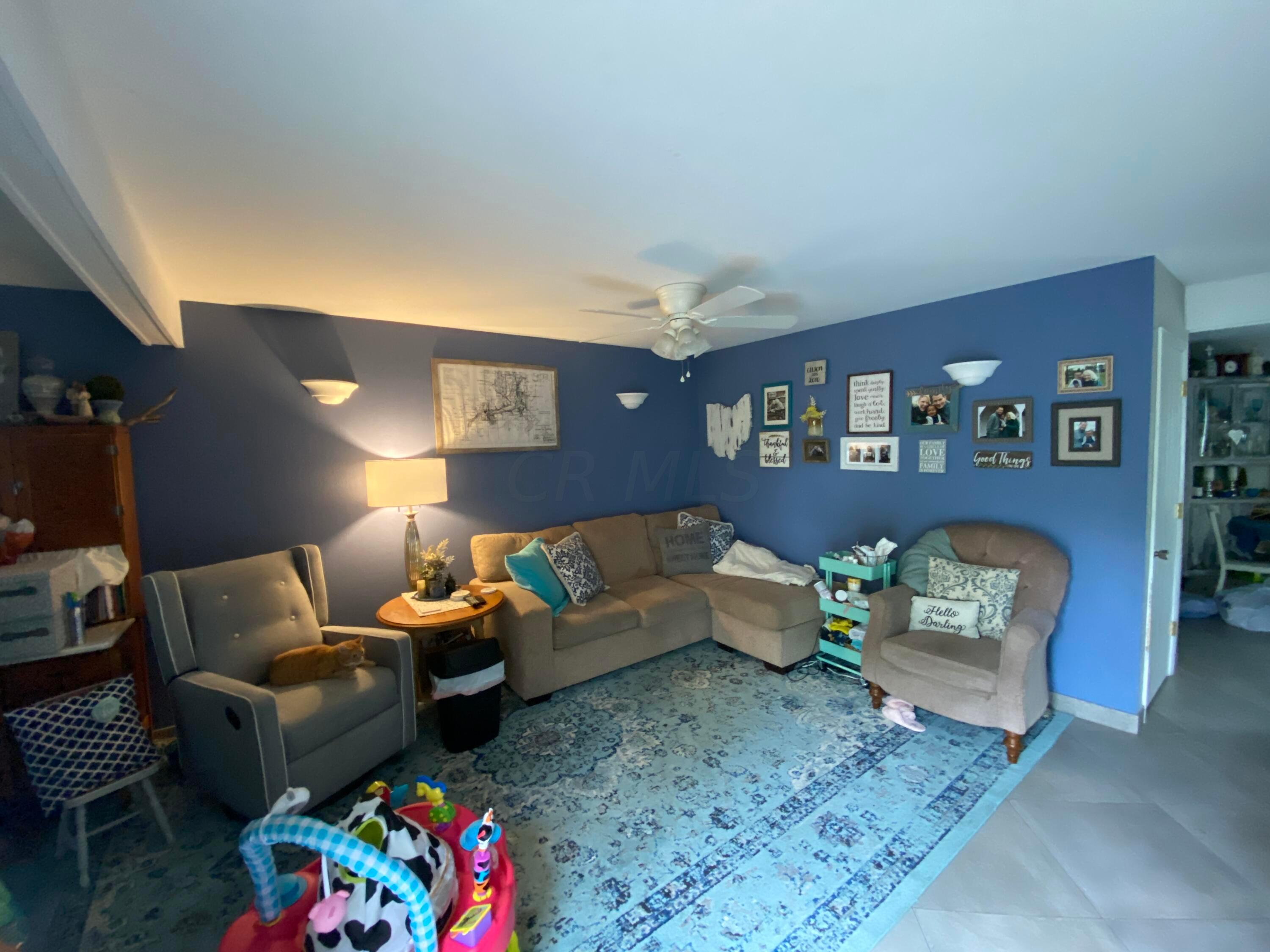 2072 Quail Ridge Street Columbus, OH 43229 - Photo 4 of 11 Gallery Image 4