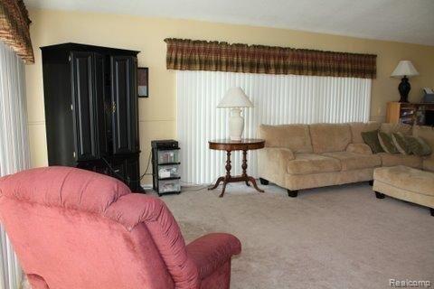 298 Ruff Drive Monroe, MI 48162 - Photo 9 of 25 IMG_3397.jpg