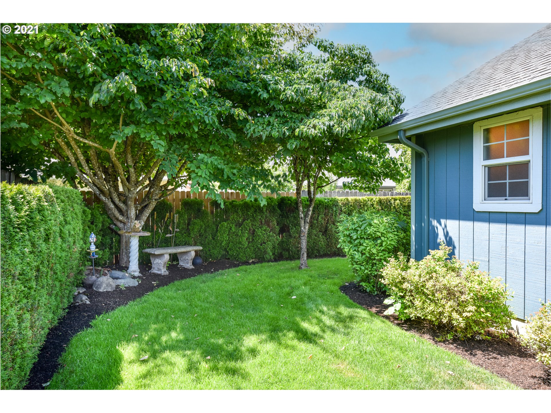 4580 Spring Meadow Avenue Eugene, OR 97404 - Photo 13 of 14 Gallery Image 13