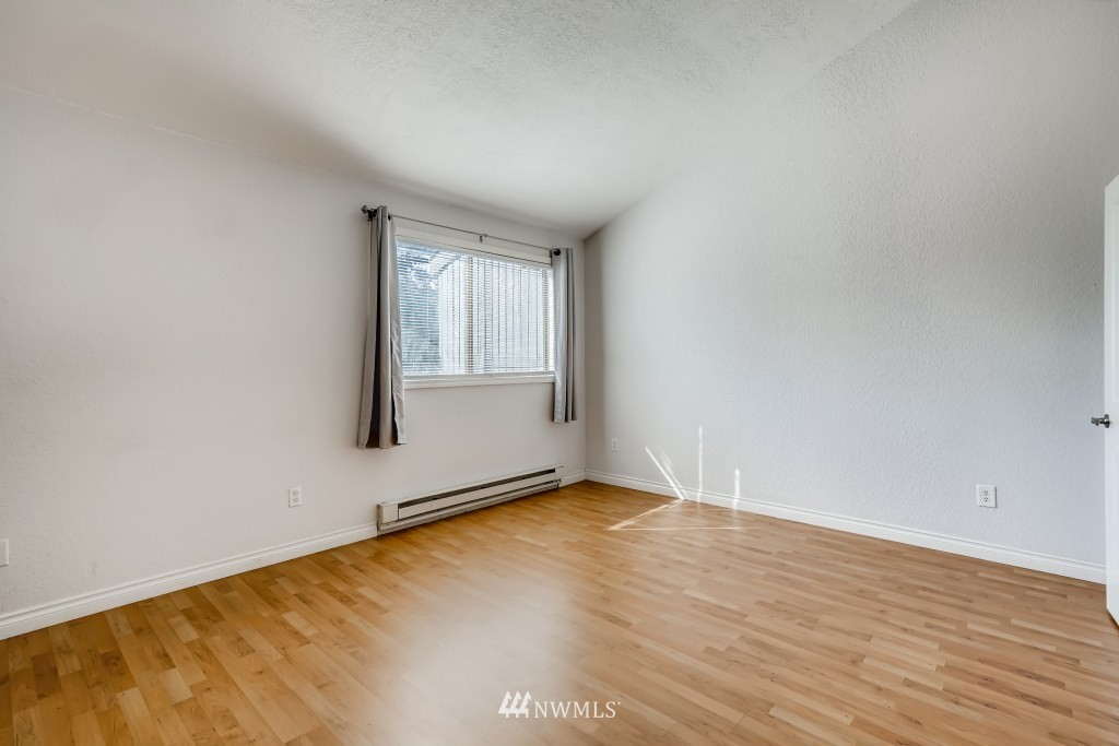 1850 Grant Avenue South, Unit C2 Renton, WA 98055 - Photo 13 of 27