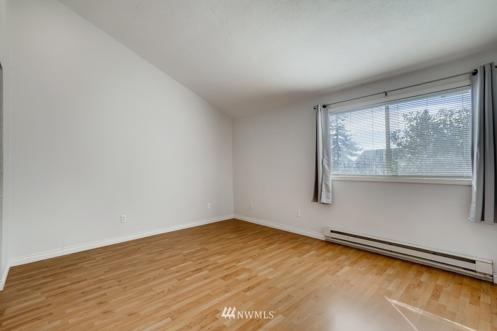 1850 Grant Avenue South, Unit C2 Renton, WA 98055 - Photo 16 of 27