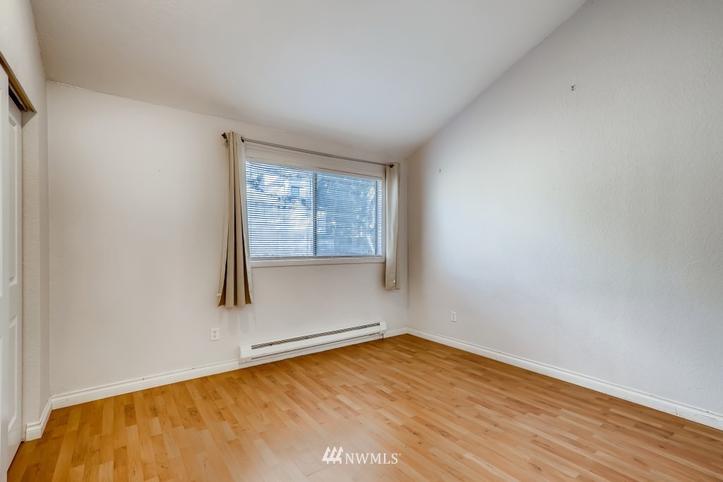 1850 Grant Avenue South, Unit C2 Renton, WA 98055 - Photo 18 of 27