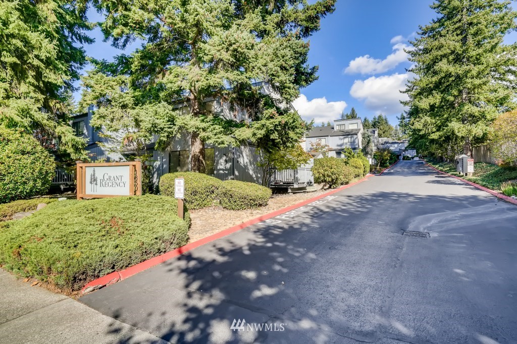 1850 Grant Avenue South, Unit C2 Renton, WA 98055 - Photo 27 of 27