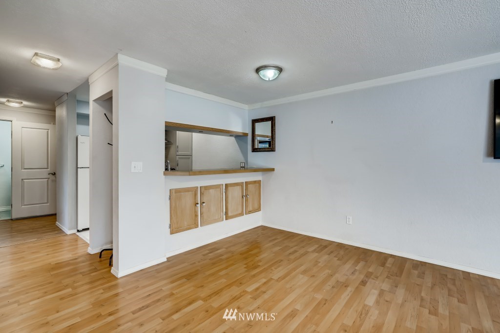 1850 Grant Avenue South, Unit C2 Renton, WA 98055 - Photo 6 of 27