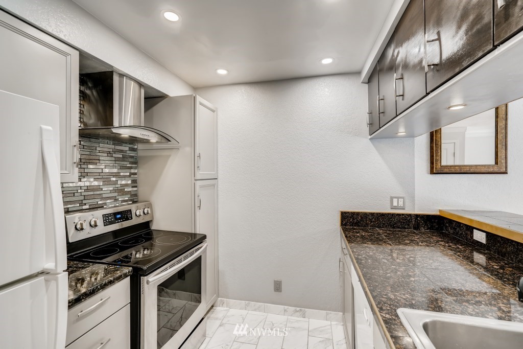 1850 Grant Avenue South, Unit C2 Renton, WA 98055 - Photo 10 of 27