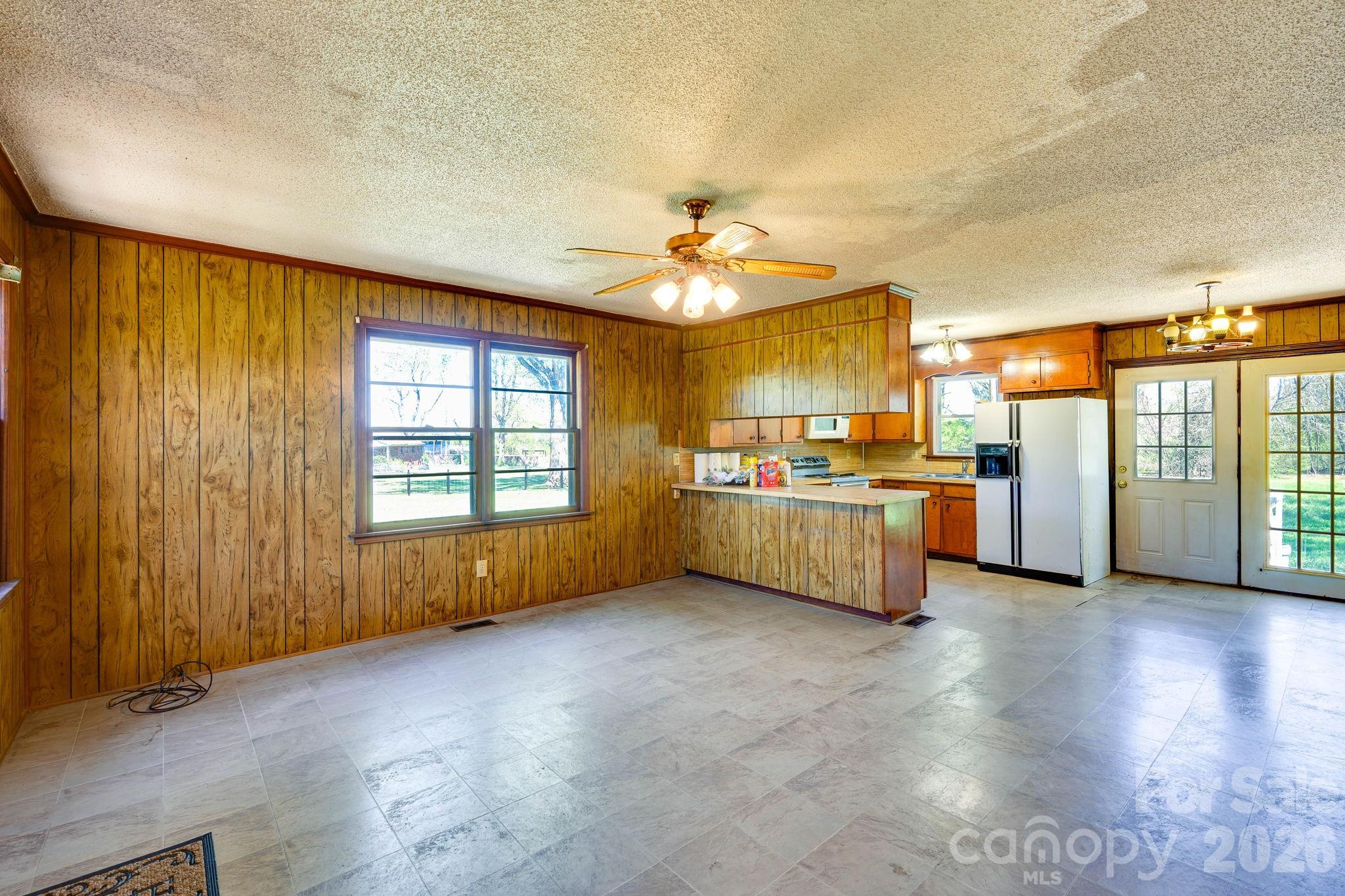 2414 North Olivers Cross Road Newton, NC 28658 - Photo 11 of 31