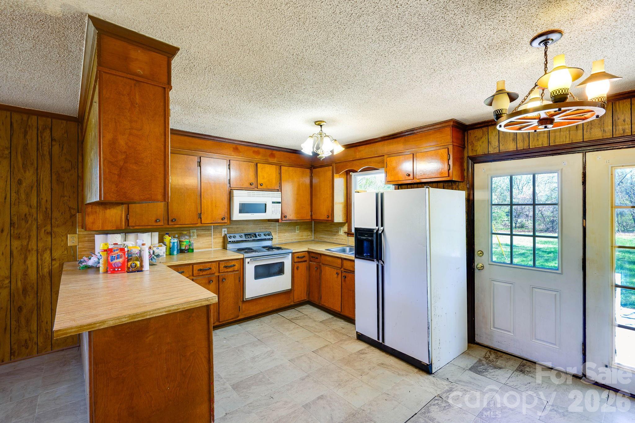 2414 North Olivers Cross Road Newton, NC 28658 - Photo 15 of 31