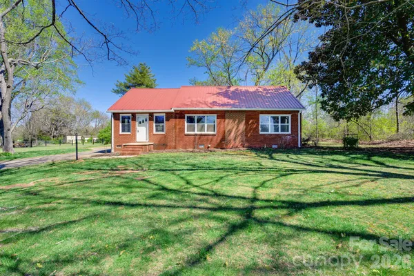 $150,000 | 2414 North Olivers Cross Road, Newton, NC 28658