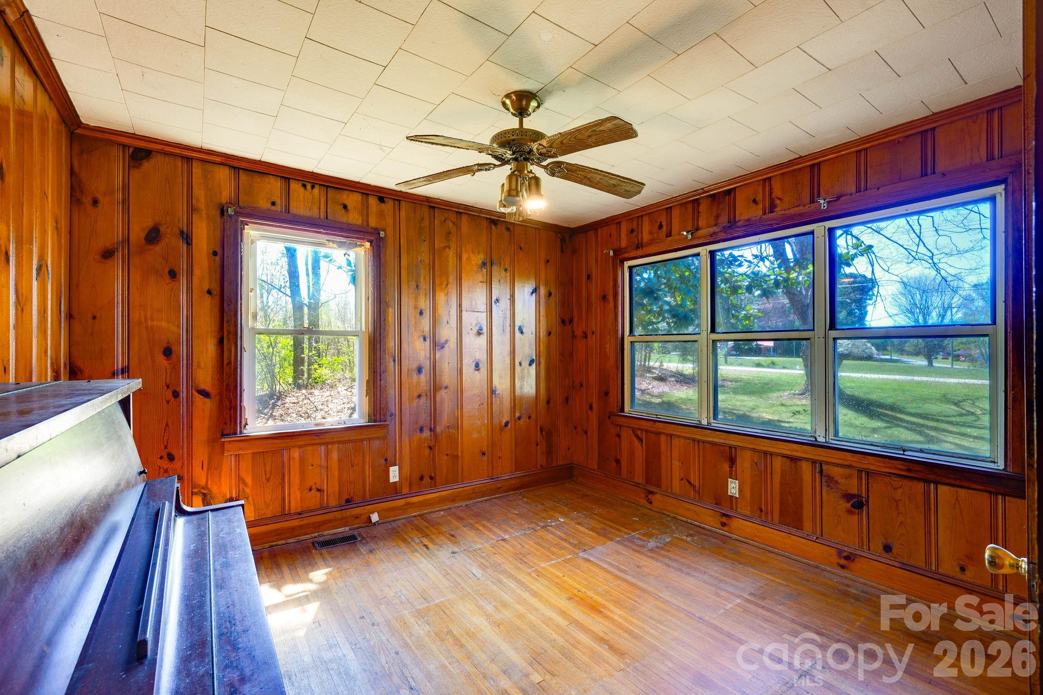 2414 North Olivers Cross Road Newton, NC 28658 - Photo 22 of 31