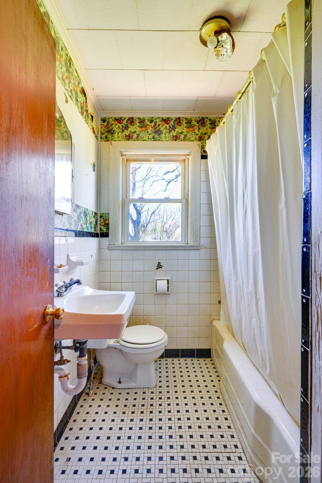 2414 North Olivers Cross Road Newton, NC 28658 - Photo 25 of 31