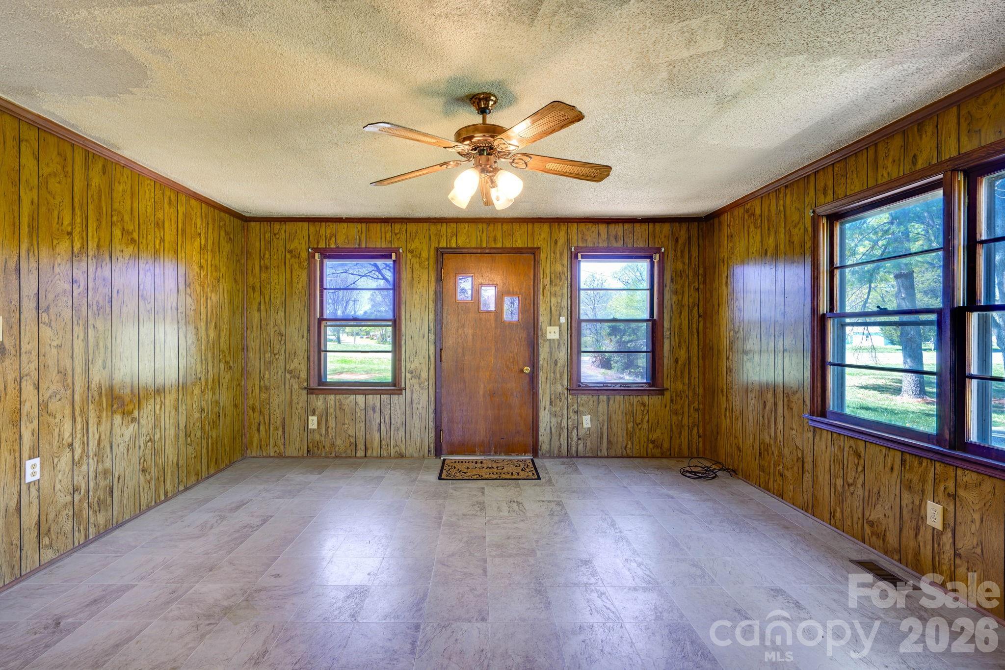 2414 North Olivers Cross Road Newton, NC 28658 - Photo 9 of 31