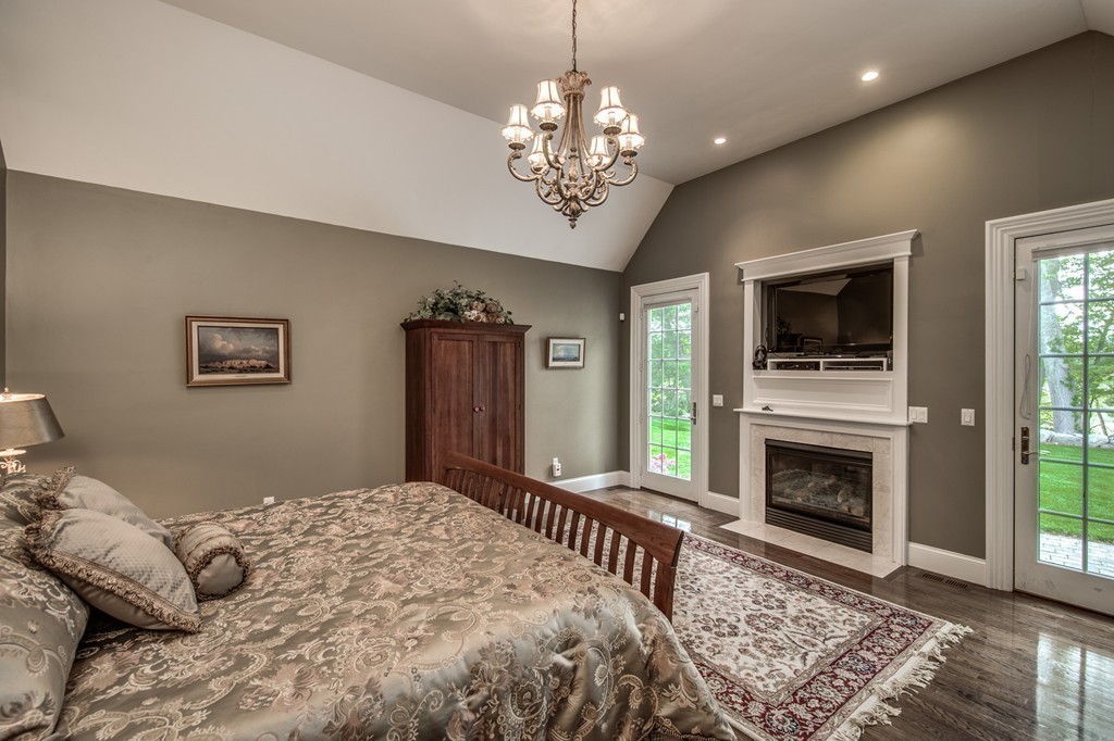 1075 Concord Road Sudbury, MA 01776 - Photo 14 of 30 Gallery Image 14