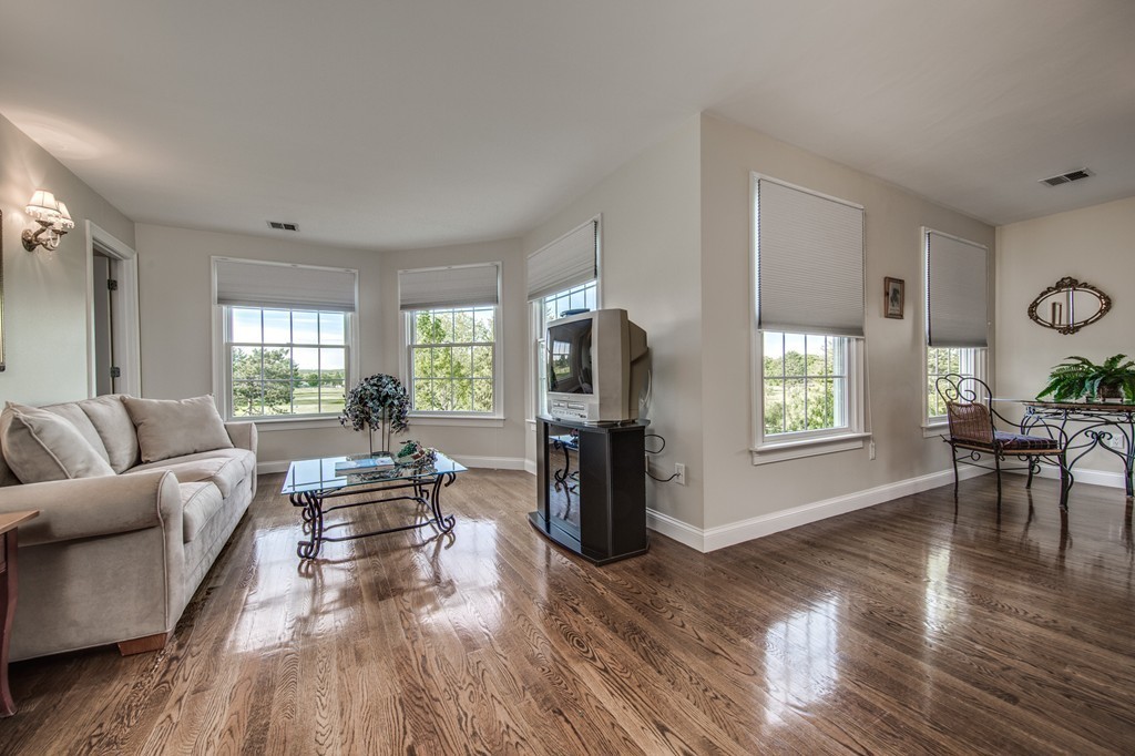 1075 Concord Road Sudbury, MA 01776 - Photo 16 of 30 Gallery Image 16