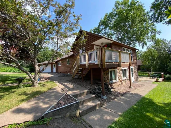 $500,000 | 502 2nd Avenue East, Grand Marais, MN 55604