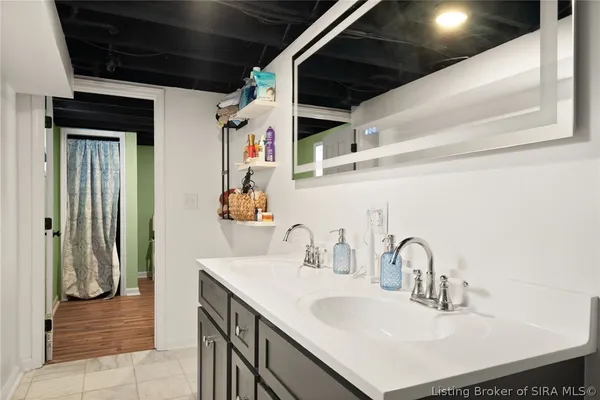 $385,000 | 1917 East Dutch Creek Road, Pekin, IN 47165